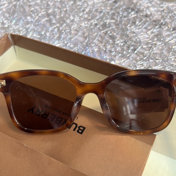 NWT AUTHENTIC BALENCIAGA SUNGLASSES BB0077SK 002 54 New never worn - Picture 9 of 12